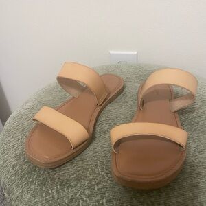 Women's Tan Sandals